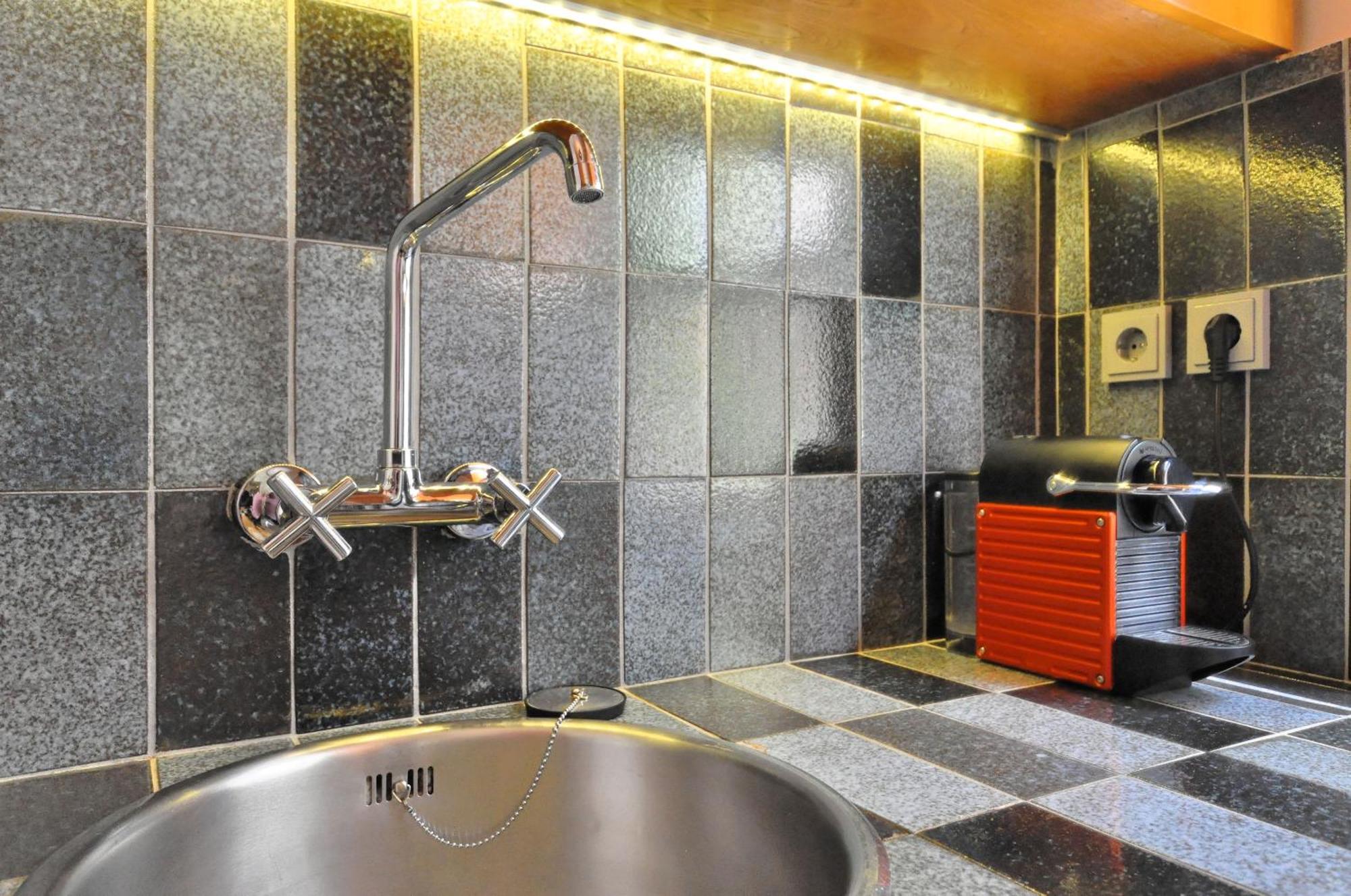 Hidesign Athens Tube Luxury Apt In Kolonaki Esterno foto