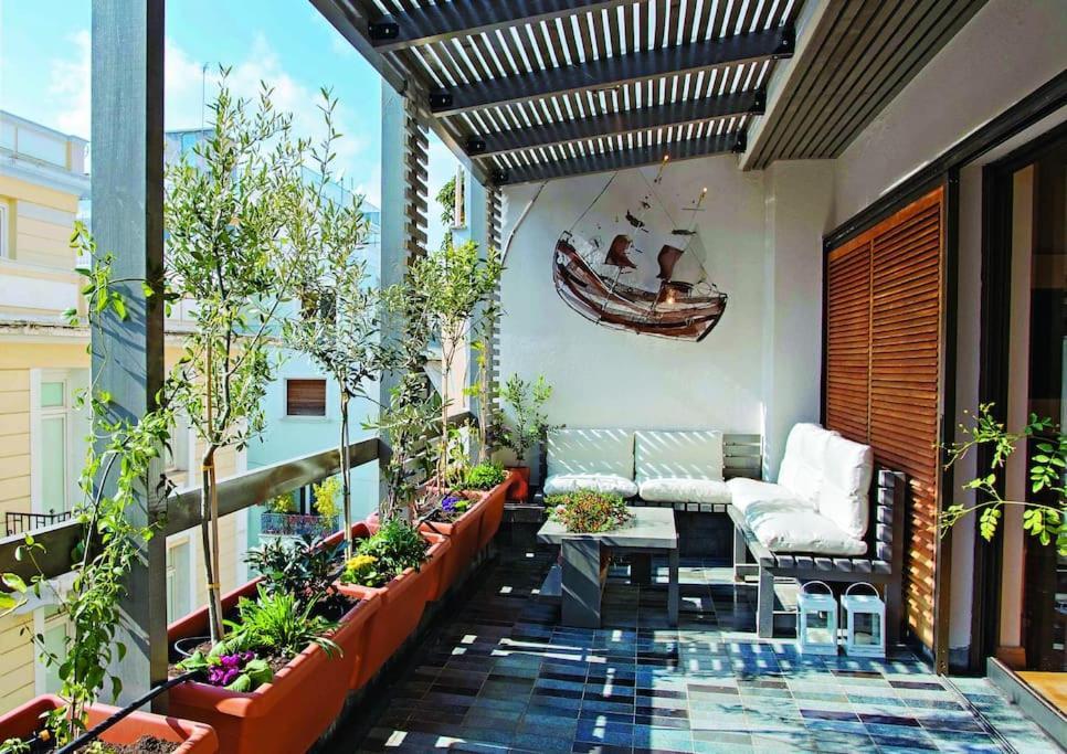 Hidesign Athens Tube Luxury Apt In Kolonaki Esterno foto